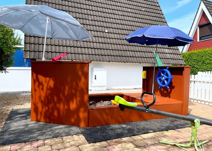 Familienfreundliches Ferienhaus In 5 Min Zum Strand Mit Terrasse Und Kostenlosem Parkplatz